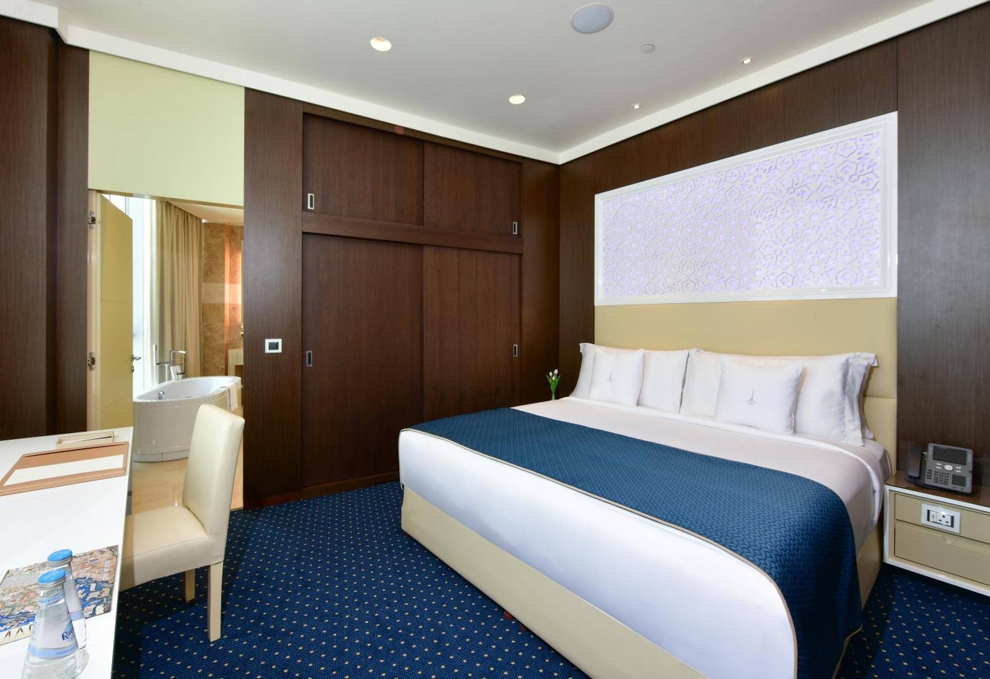 The Torch 5* Doha